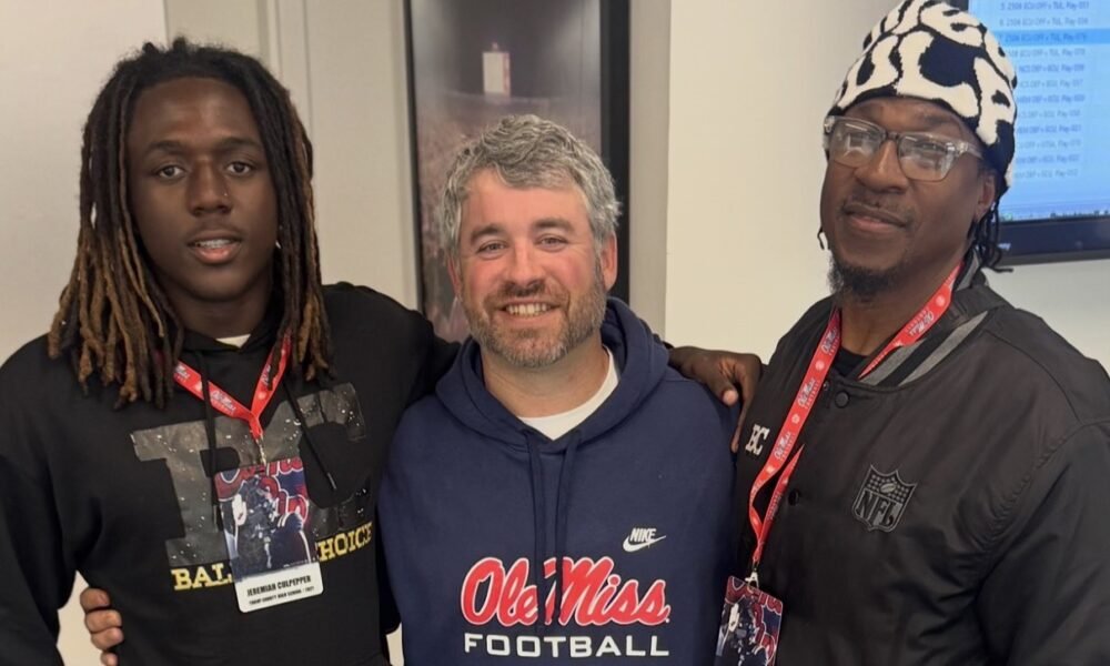 Troup County (Ga.) linebacker Jeremiah Culpepper and Ole Miss coach Pete Golding in Oxford. | Jeremiah Culpepper/X